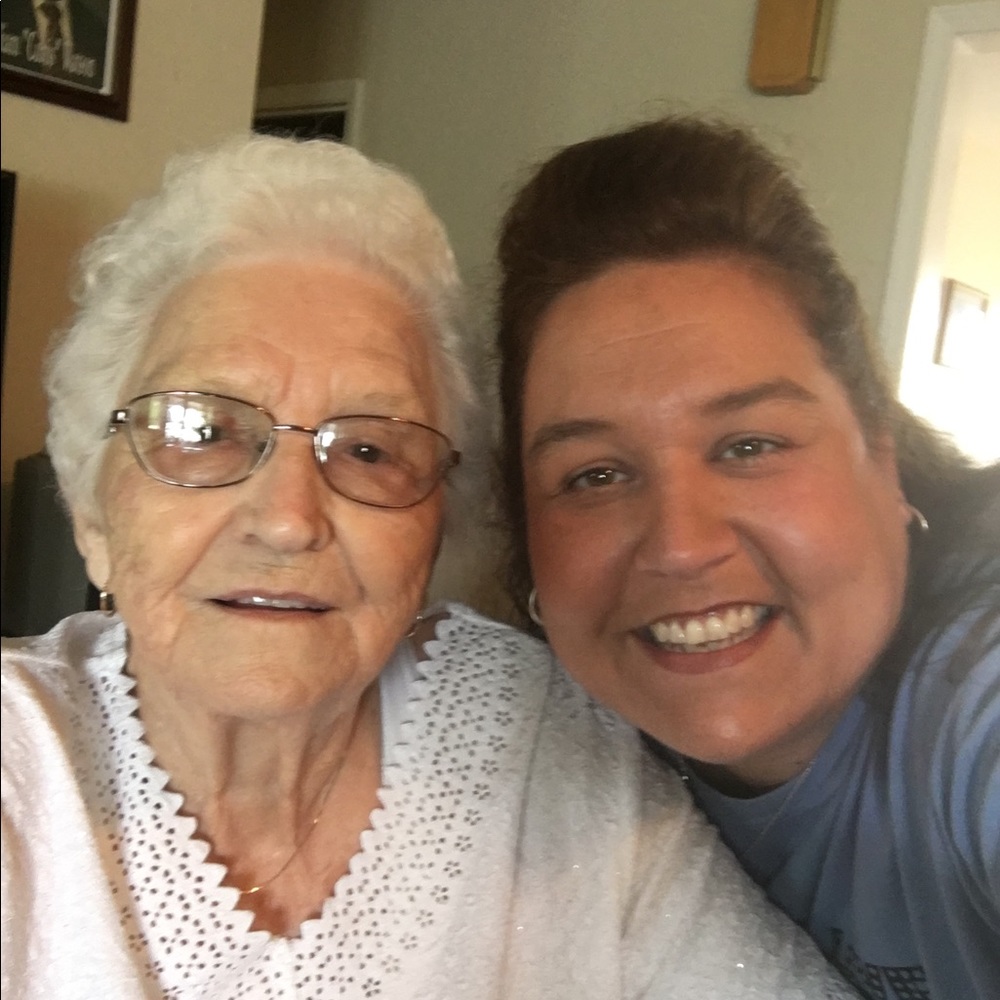 Meet your Posher, Kelly